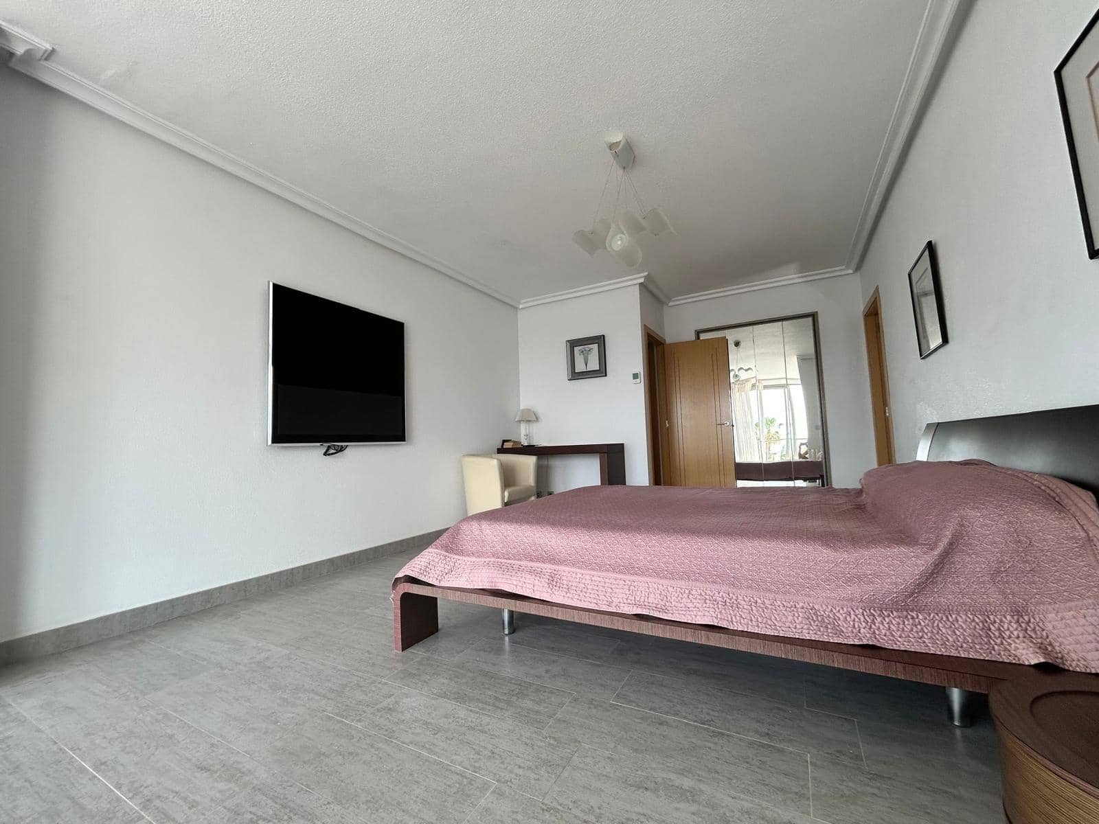 4 sovrum Villa till salu i Ciudad Quesada med pool garage - 840 000 € (Ref: 10063333)