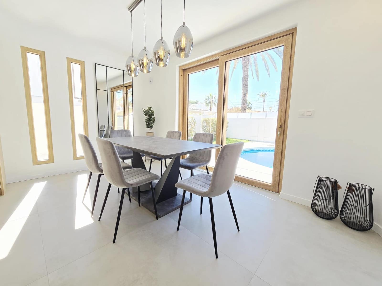3 soverom Villa til salgs i Orihuela Costa med svømmebasseng - € 1 400 000 (Ref: 10063336)