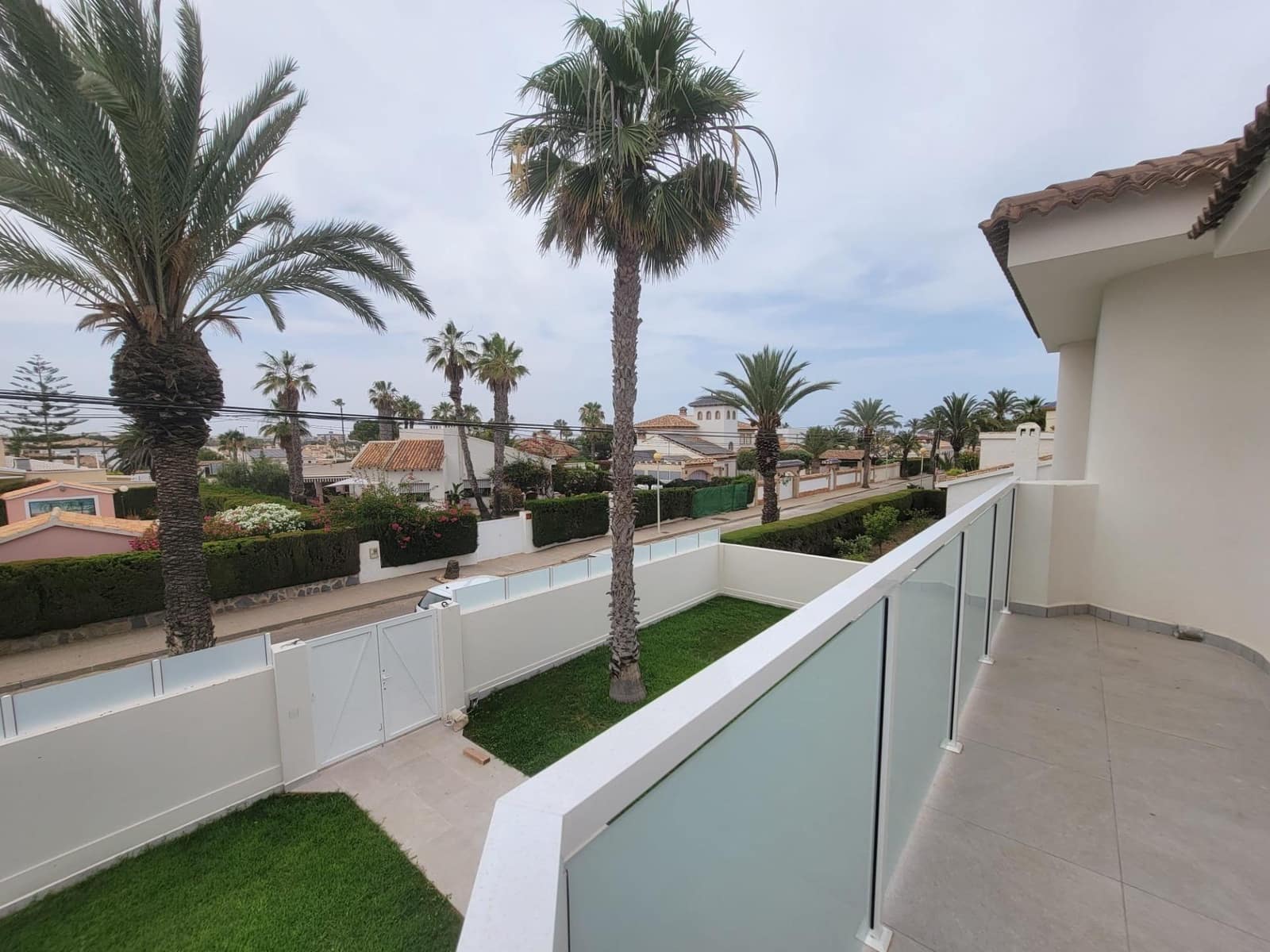 3 soverom Villa til salgs i Orihuela Costa med svømmebasseng - € 1 400 000 (Ref: 10063336)