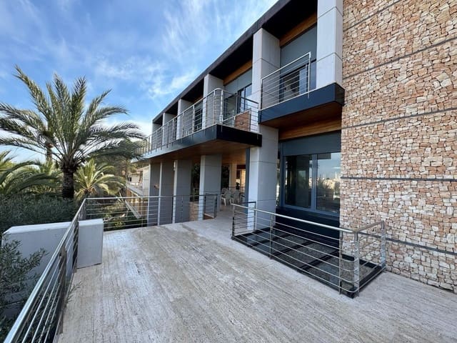 Chalet de 7 habitaciones en Dehesa de Campoamor, Orihuela en venta con piscina garaje - 3.950.000 € (Ref: 10063339)