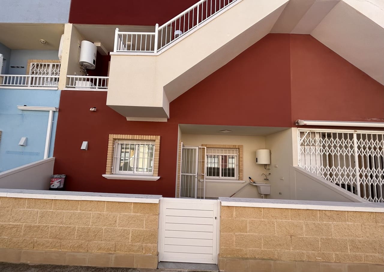 2 bedroom Apartment for sale in Pilar de la Horadada with pool - € 225,000 (Ref: 10063342)