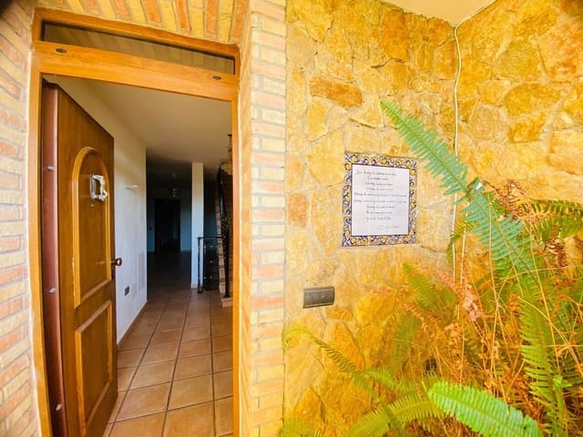 2 soverom Villa til salgs i La Florida, Orihuela med svømmebasseng garasje - € 819 900 (Ref: 10063345)