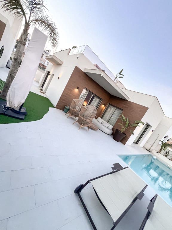 4 camera da letto Villa in vendita in San Miguel de Salinas con piscina - 605.000 € (Rif: 10063346)