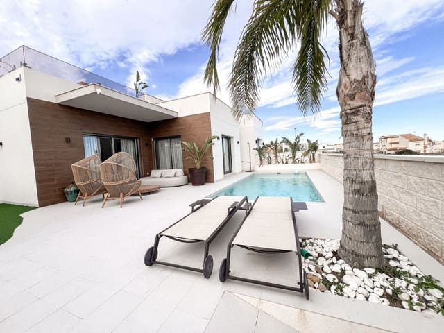 4 camera da letto Villa in vendita in San Miguel de Salinas con piscina - 605.000 € (Rif: 10063346)