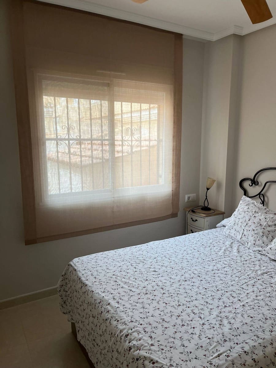 2 slaapkamer Appartement te koop in Los Alcazares met zwembad - € 222.000 (Ref: 10063347)