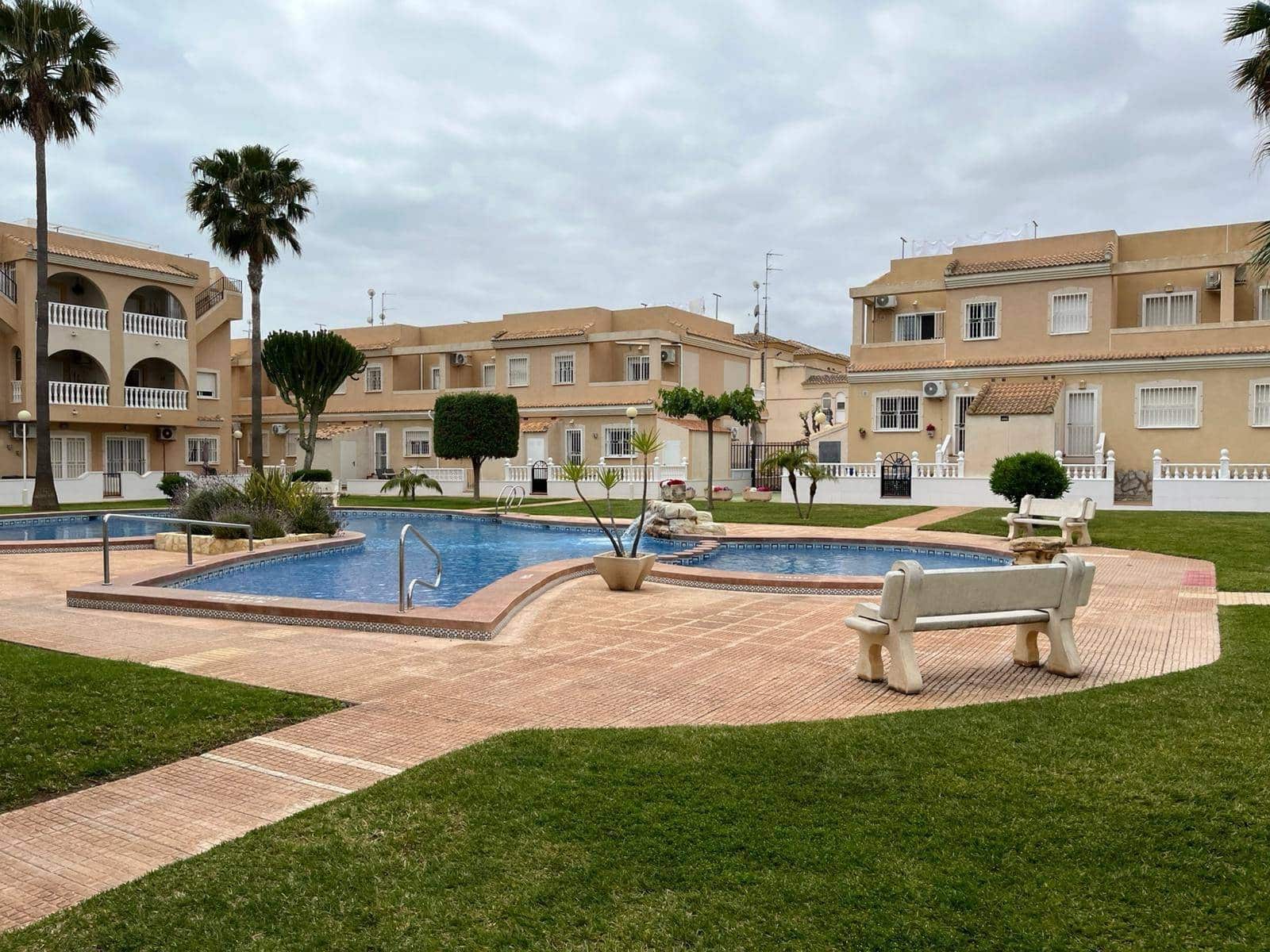2 slaapkamer Appartement te koop in Los Alcazares met zwembad - € 222.000 (Ref: 10063347)
