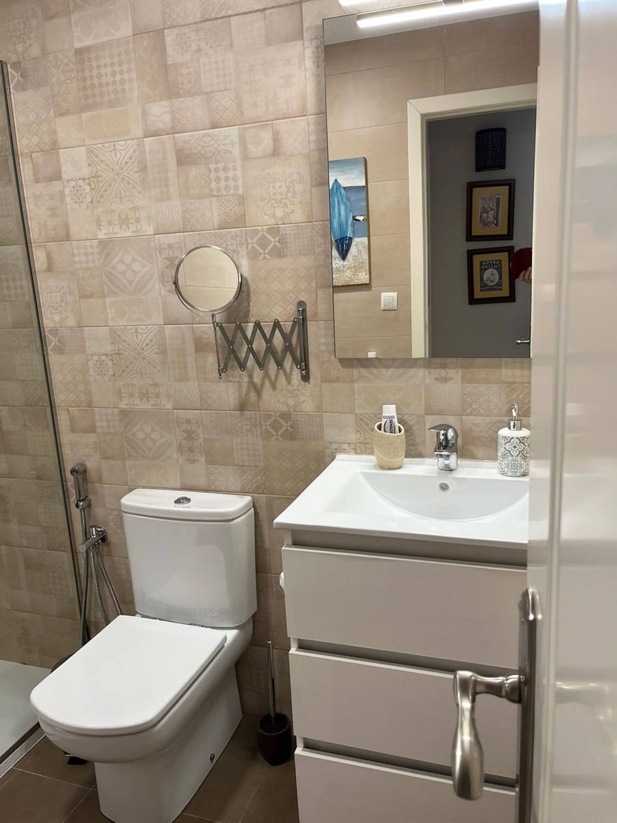 2 slaapkamer Appartement te koop in Los Alcazares met zwembad - € 222.000 (Ref: 10063347)