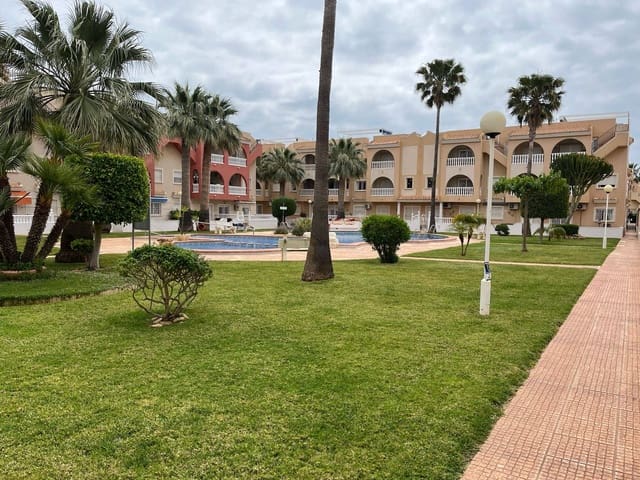 2 slaapkamer Appartement te koop in Centro, Los Alcázares met zwembad - € 222.000 (Ref: 10063347)