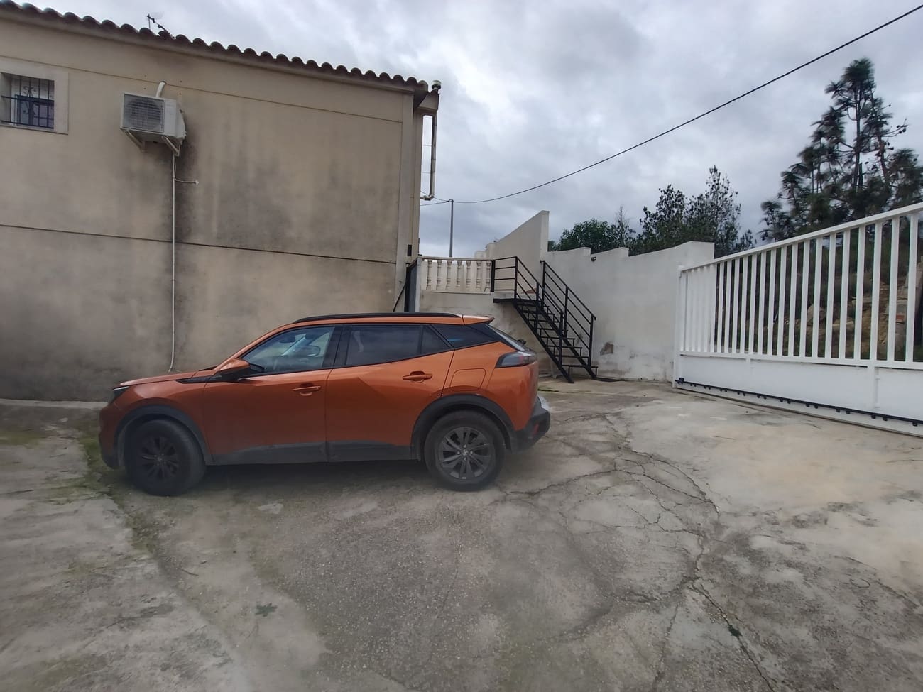 3 makuuhuone Huvila myytävänä paikassa Canada de San Pedro mukana uima-altaan 
autotalli - 300 000 € (Ref: 10063352)
