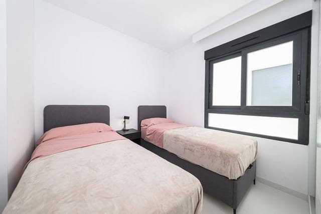 Apartamento de 3 habitaciones en San Miguel de Salinas en venta con piscina - 269.000 € (Ref: 10063353)