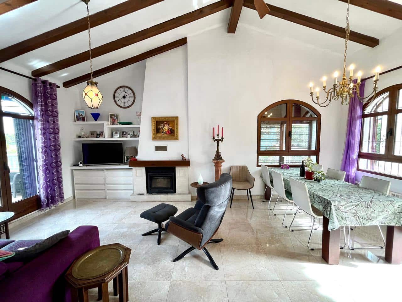 4 bedroom Villa for sale in Villamartin with pool - € 750,000 (Ref: 10063371)