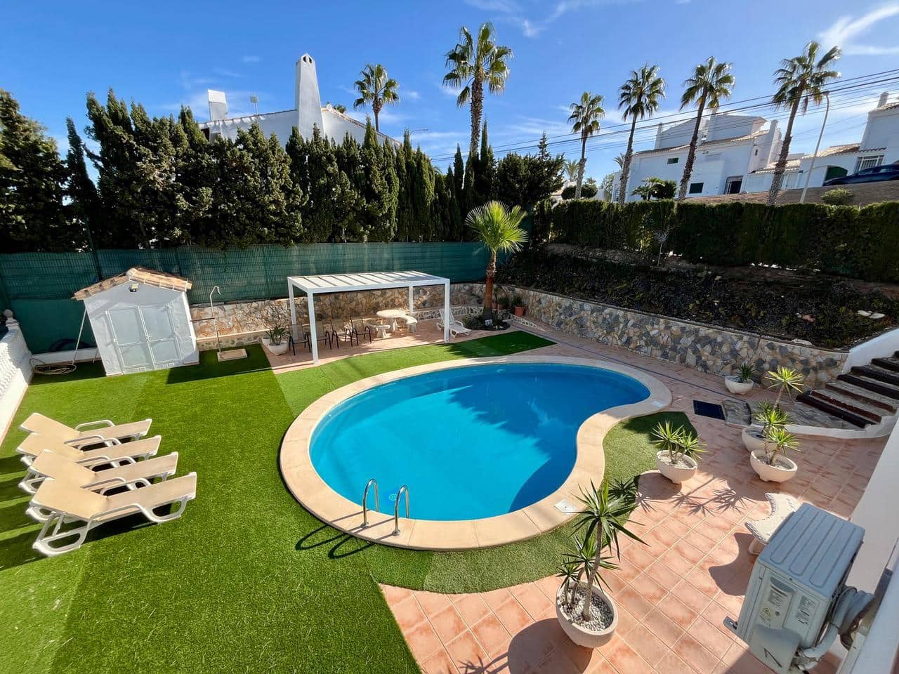 4 bedroom Villa for sale in Villamartin with pool - € 750,000 (Ref: 10063371)