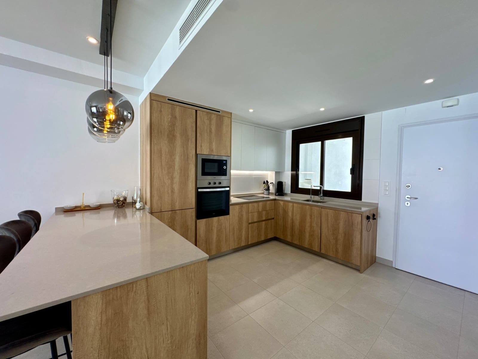 Apartamento de 2 habitaciones en Pilar de la Horadada en venta con piscina garaje - 249.900 € (Ref: 10063378)