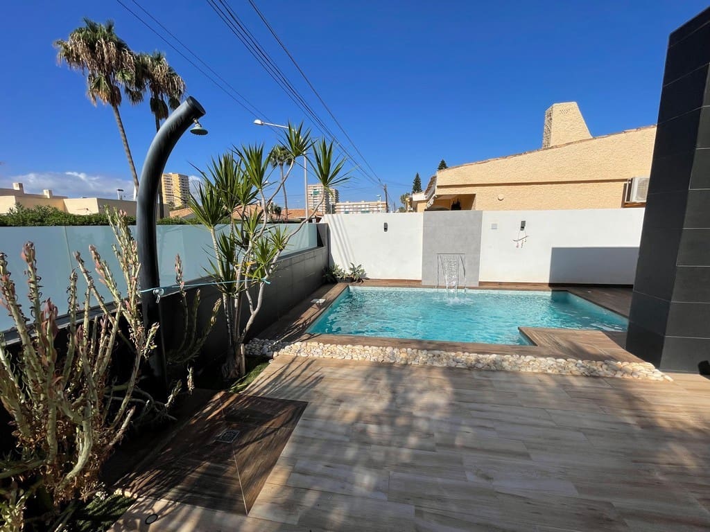 6 bedroom Villa for sale in Mar de Cristal with pool garage - € 676,000 (Ref: 10063380)
