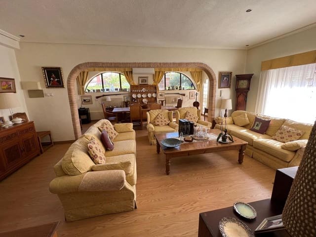 3 makuuhuone Huvila myytävänä paikassa Cabo Roig, Orihuela mukana uima-altaan 
autotalli - 790 000 € (Ref: 10063388)