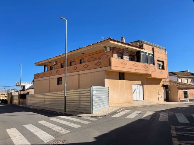 4 sovrum Villa till salu i La Unión med garage - 370 000 € (Ref: 10063389)