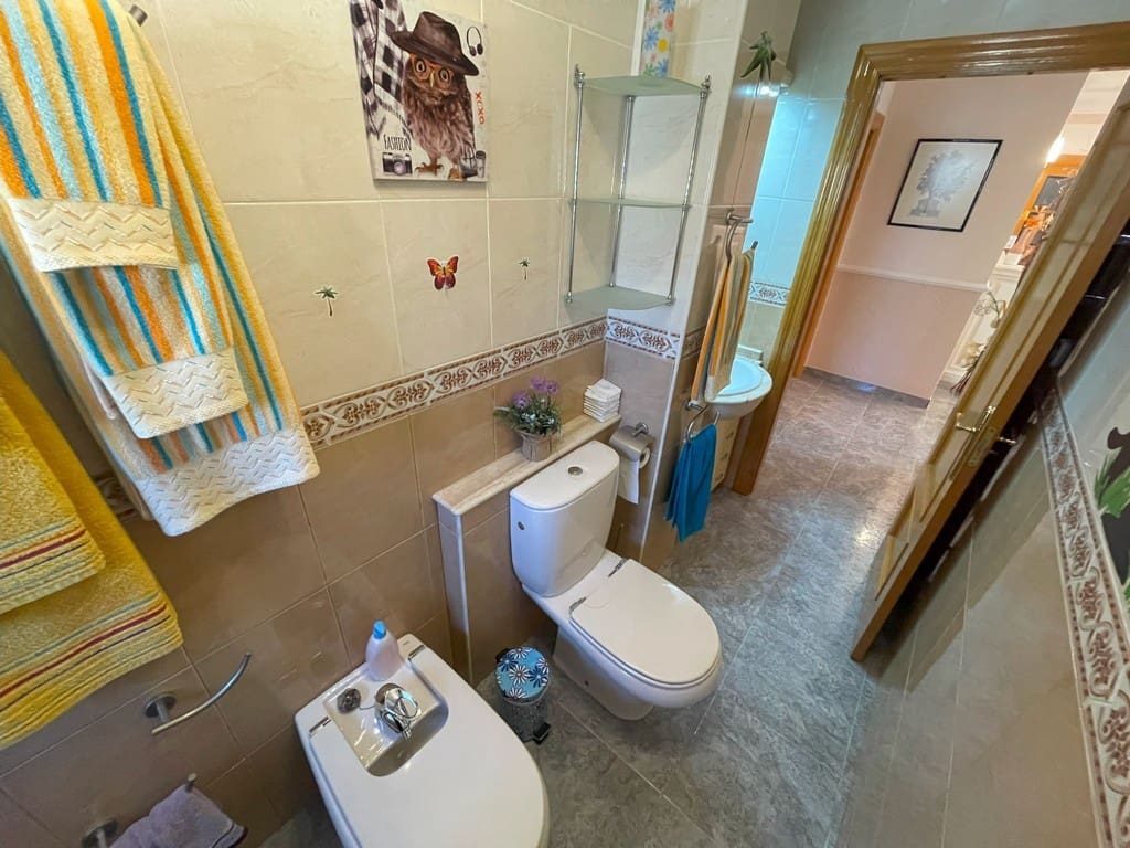 4 sovrum Villa till salu i La Union med garage - 370 000 € (Ref: 10063389)