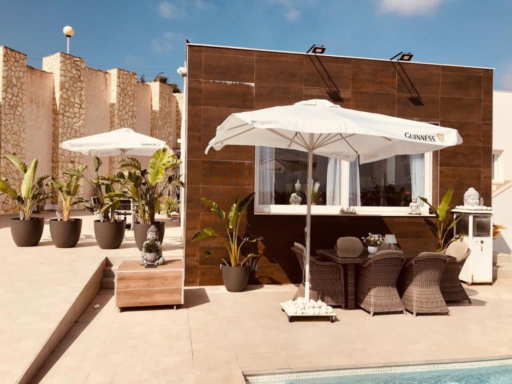 6 chambre Villa/Maison à vendre à Ciudad Quesada avec piscine - 635 000 € (Ref: 10063391)