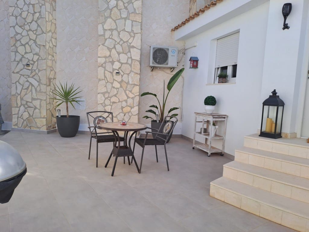 6 chambre Villa/Maison à vendre à Ciudad Quesada avec piscine - 635 000 € (Ref: 10063391)
