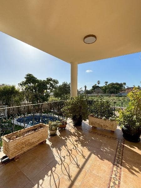 5 chambre Villa/Maison à vendre à Ciudad Quesada avec piscine garage - 630 000 € (Ref: 10063392)