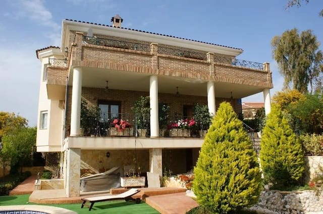 5 chambre Villa/Maison à vendre à Ciudad Quesada, Rojales avec piscine garage - 630 000 € (Ref: 10063392)
