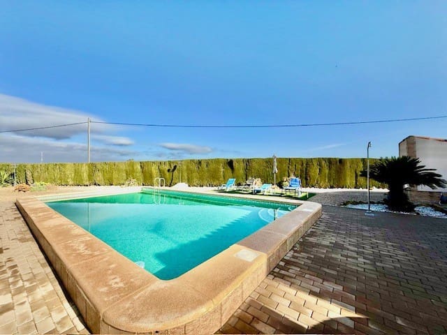 3 sovrum Villa till salu i Avileses med pool garage - 375 000 € (Ref: 10063397)
