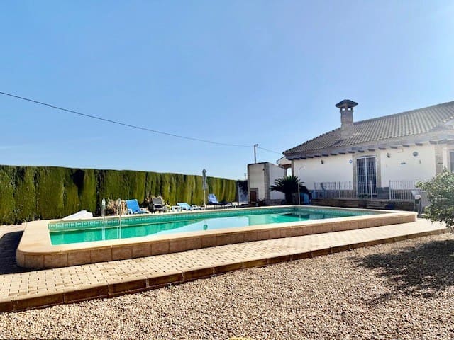 3 sovrum Villa till salu i Avileses med pool garage - 375 000 € (Ref: 10063397)