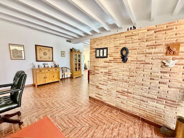 3 sovrum Villa till salu i Avileses med pool garage - 375 000 € (Ref: 10063397)