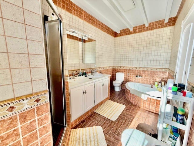3 sovrum Villa till salu i Avileses med pool garage - 375 000 € (Ref: 10063397)