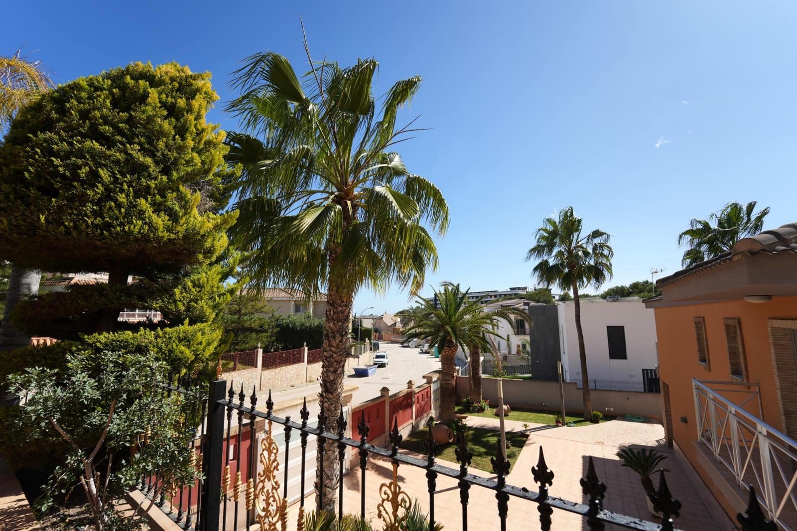 8 quarto Moradia para venda em Orihuela Costa com piscina garagem - 1 500 000 € (Ref: 10063404)