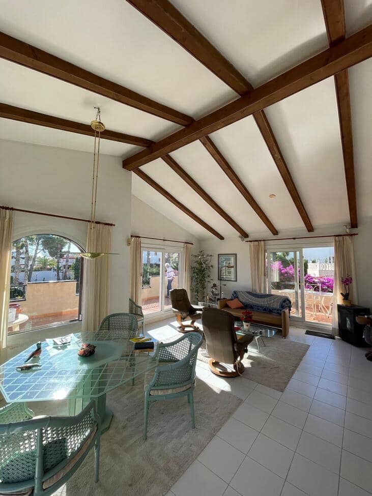 3 quarto Moradia para venda em Villamartin com garagem - 639 000 € (Ref: 10063409)