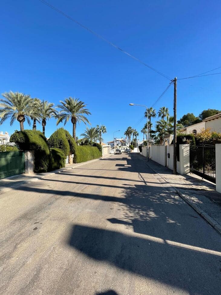 3 quarto Moradia para venda em Villamartin com garagem - 639 000 € (Ref: 10063409)