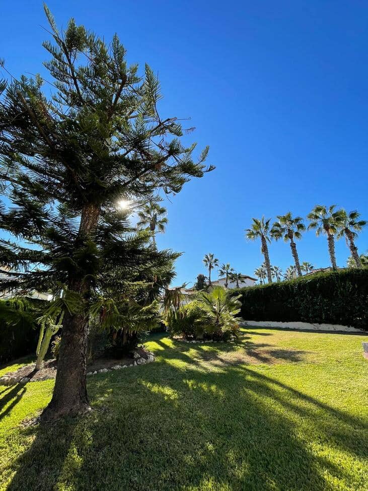 3 quarto Moradia para venda em Villamartin com garagem - 639 000 € (Ref: 10063409)