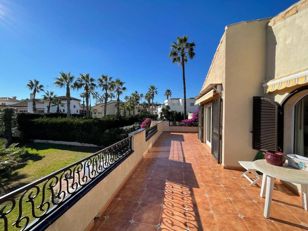 3 quarto Moradia para venda em Villamartin com garagem - 639 000 € (Ref: 10063409)