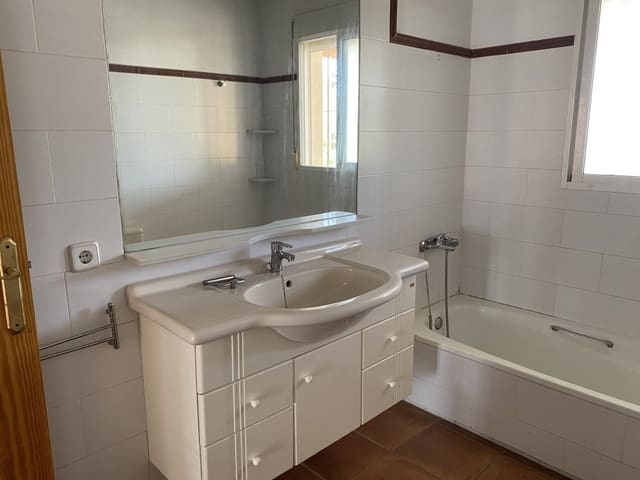 4 chambre Maison de Ville à vendre à Fuente Alamo de Murcia avec piscine garage - 260 000 € (Ref: 10063416)