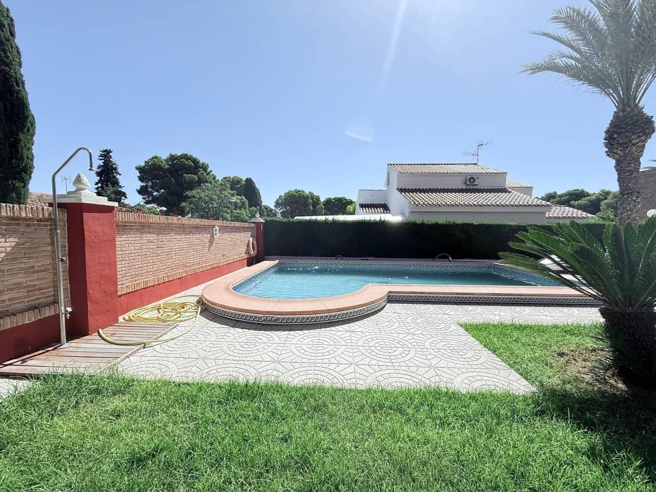 5 slaapkamer Villa te koop in Campoamor met zwembad garage - € 879.000 (Ref: 10063439)