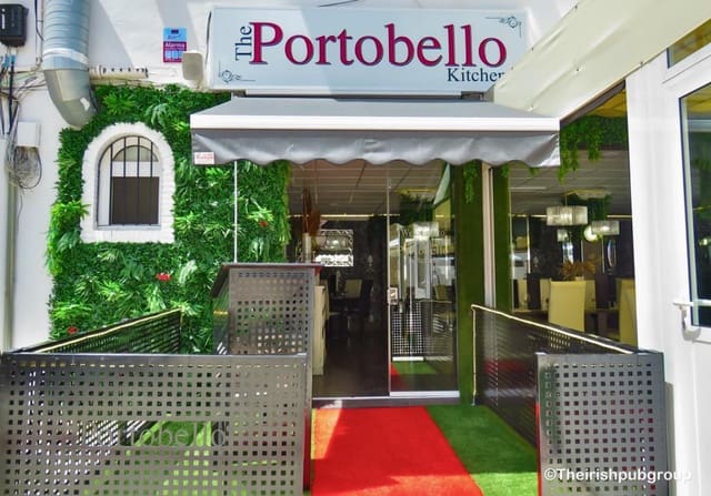 Ravintola/baari myytävänä paikassa Villamartin, Orihuela - 845 000 € (Ref: 10063457)