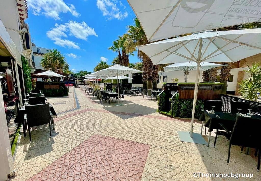 Restaurant/Bar til salg i Orihuela Costa - € 845.000 (Ref: 10063457)
