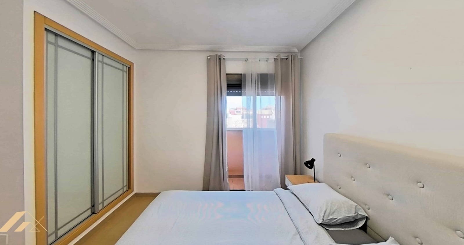 2 soveværelse Lejlighed til salg i Orihuela Costa med swimmingpool garage - € 216.000 (Ref: 10066771)