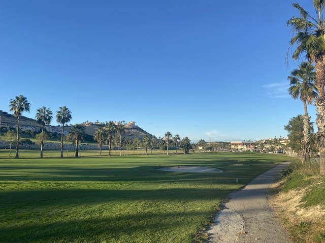 Ubebygd land til salgs i Ciudad Quesada, Rojales - € 1 680 000 (Ref: 10066790)