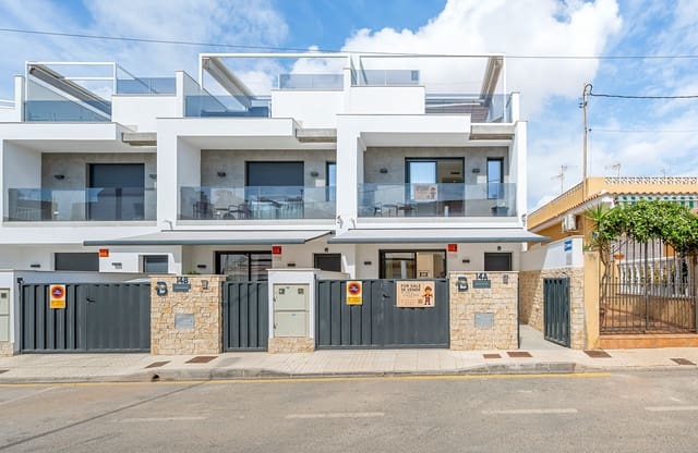 3 slaapkamer Villa te koop in Torre de la Horadada, Pilar de la Horadada met zwembad - € 545.000 (Ref: 10066814)