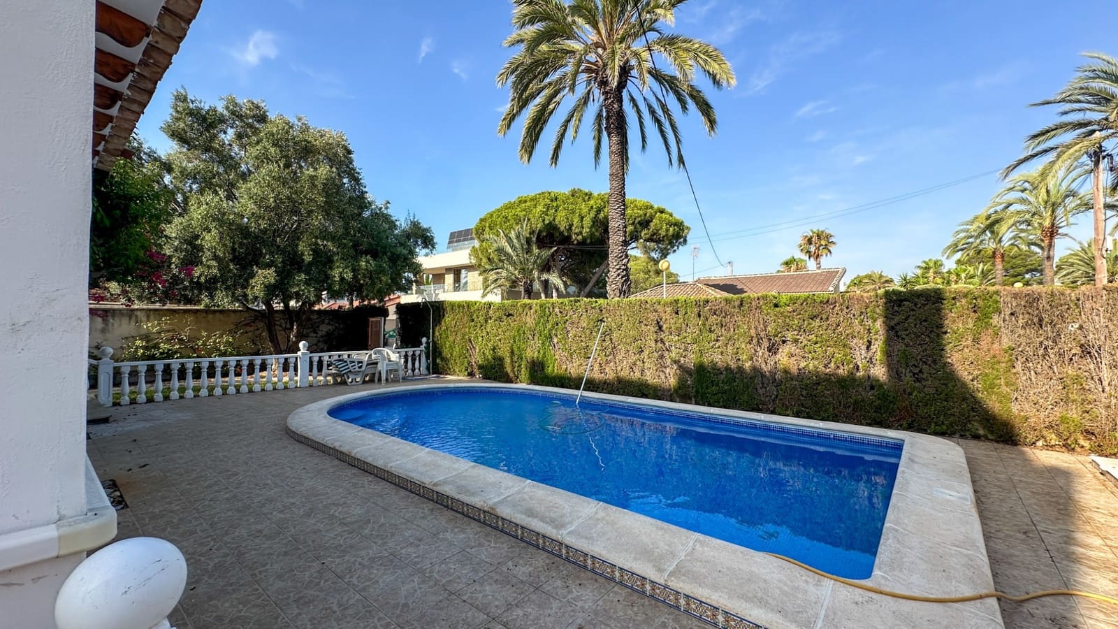 4 chambre Villa/Maison à vendre à Cabo Roig avec piscine garage - 749 000 € (Ref: 10066823)