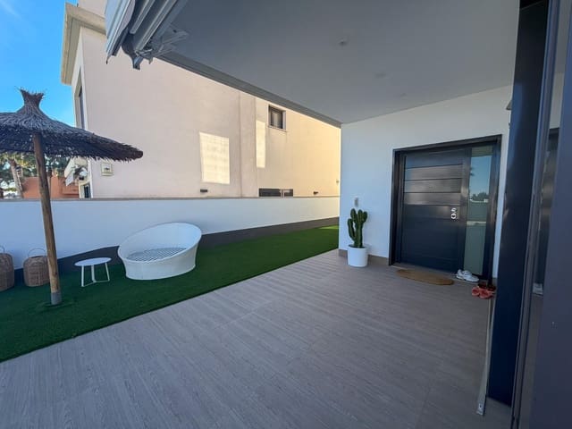 4 quarto Moradia para venda em San Miguel de Salinas com piscina - 580 000 € (Ref: 10066860)