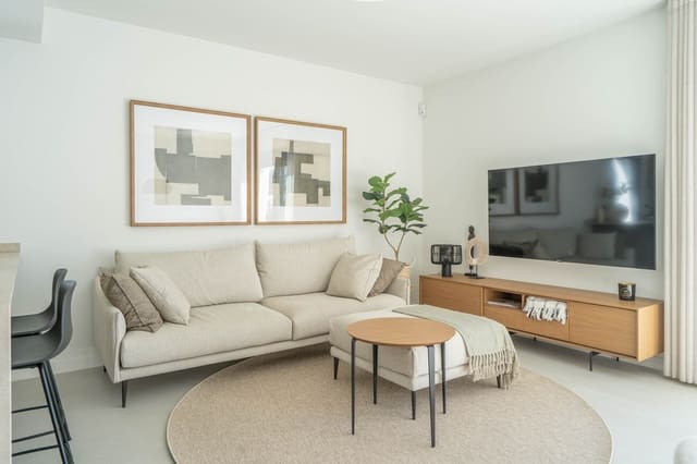 4 quarto Moradia para venda em Ciudad Quesada, Rojales com piscina garagem - 645 000 € (Ref: 10066909)