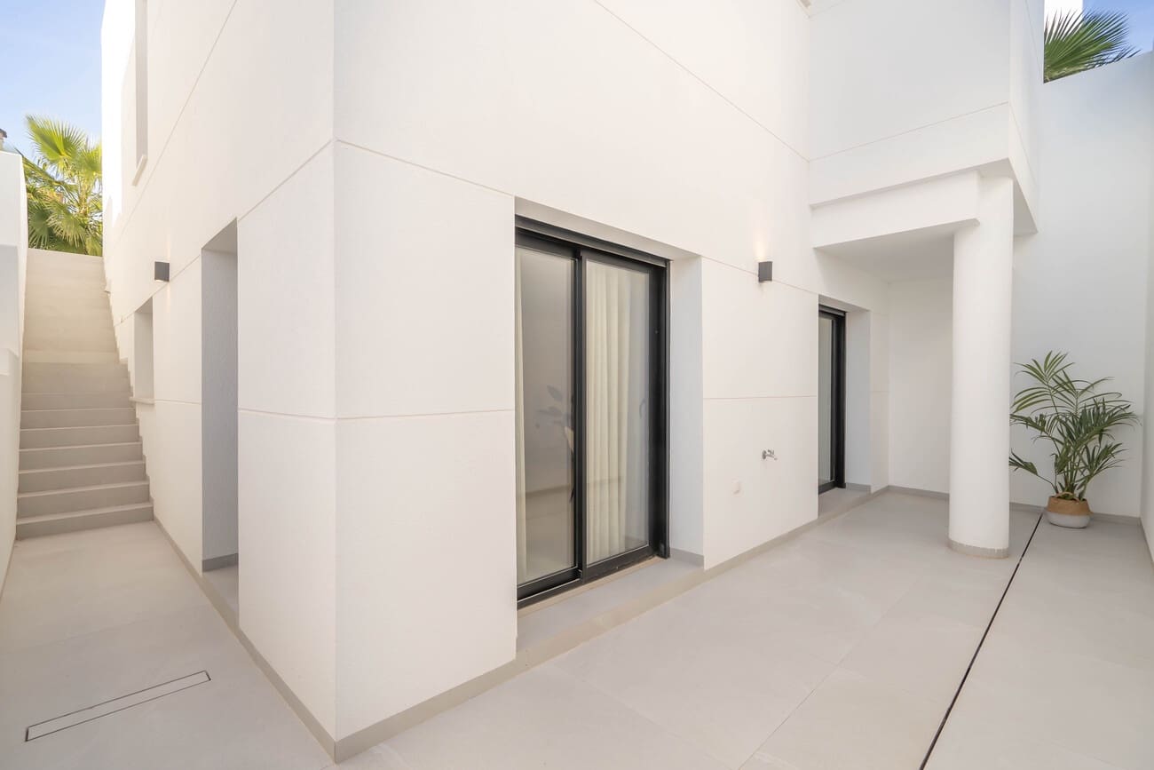 4 quarto Moradia para venda em Ciudad Quesada com piscina garagem - 645 000 € (Ref: 10066909)