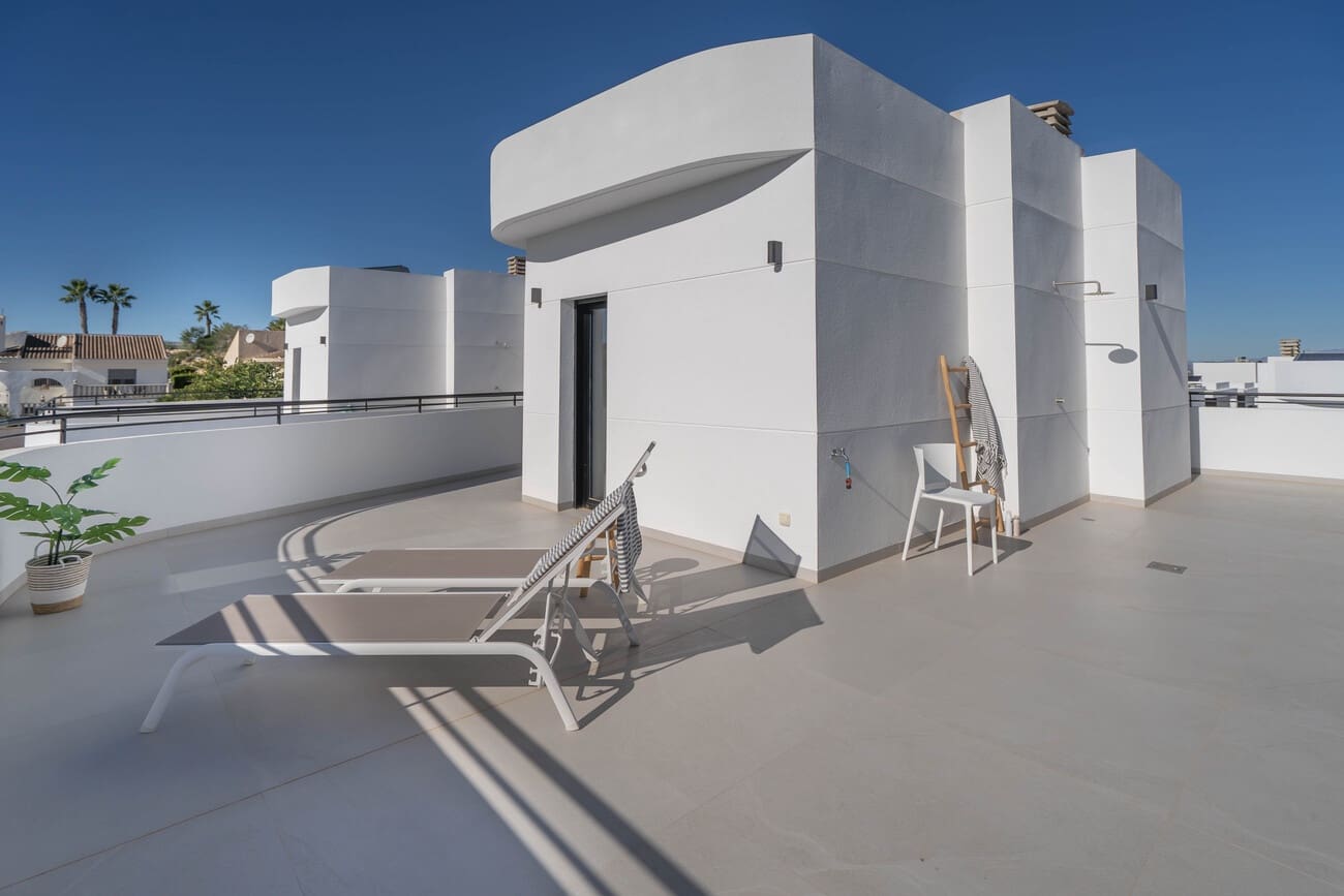 4 quarto Moradia para venda em Ciudad Quesada com piscina garagem - 645 000 € (Ref: 10066909)
