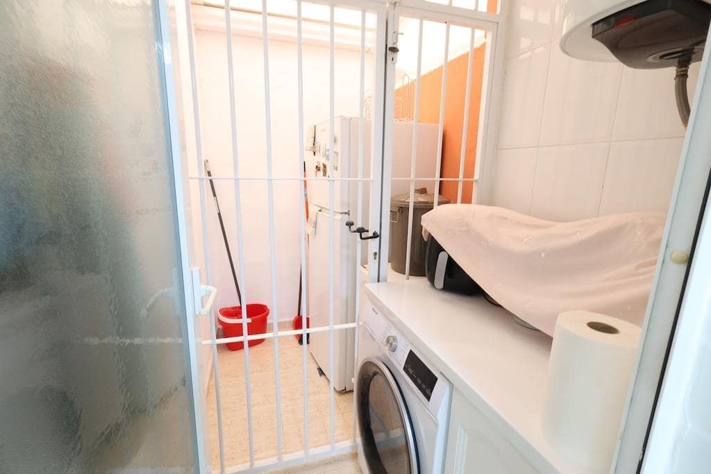 2 sypialnia Bungalow na sprzedaż w Orihuela Costa z basenem - 230 000 € (Ref: 10070259)