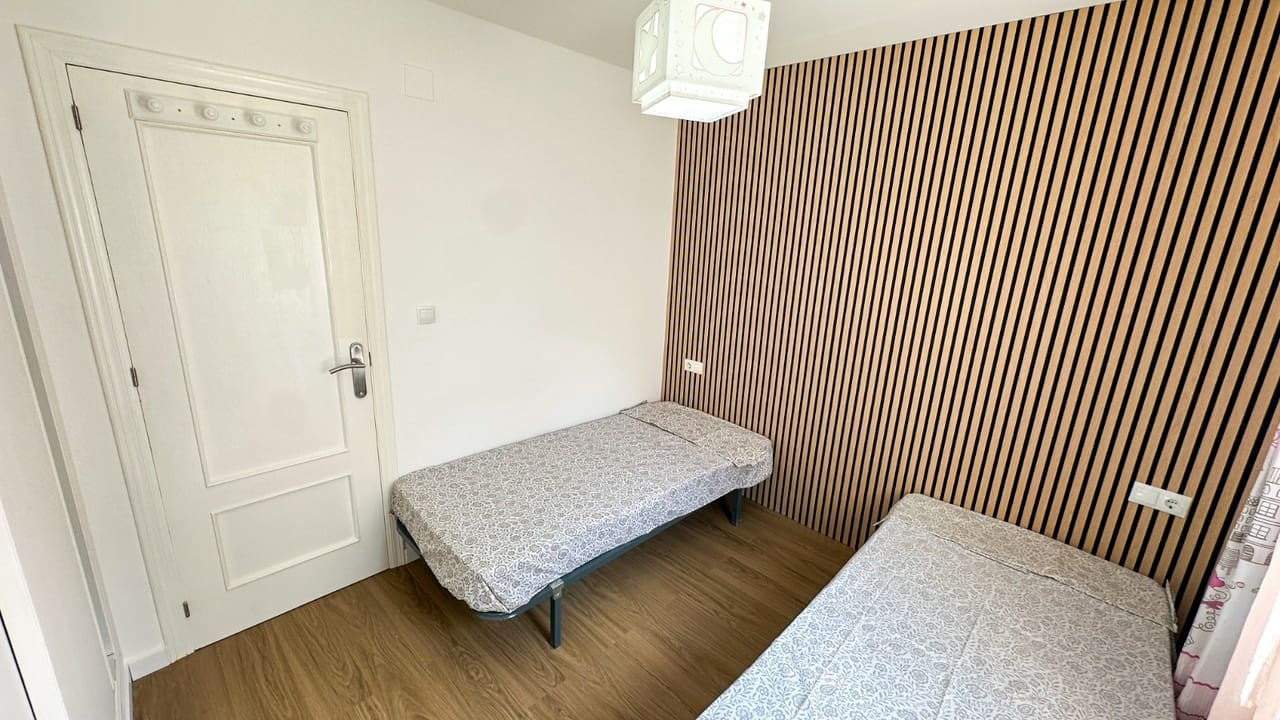 3 quarto Moradia para venda em Villamartin - 345 000 € (Ref: 10070260)