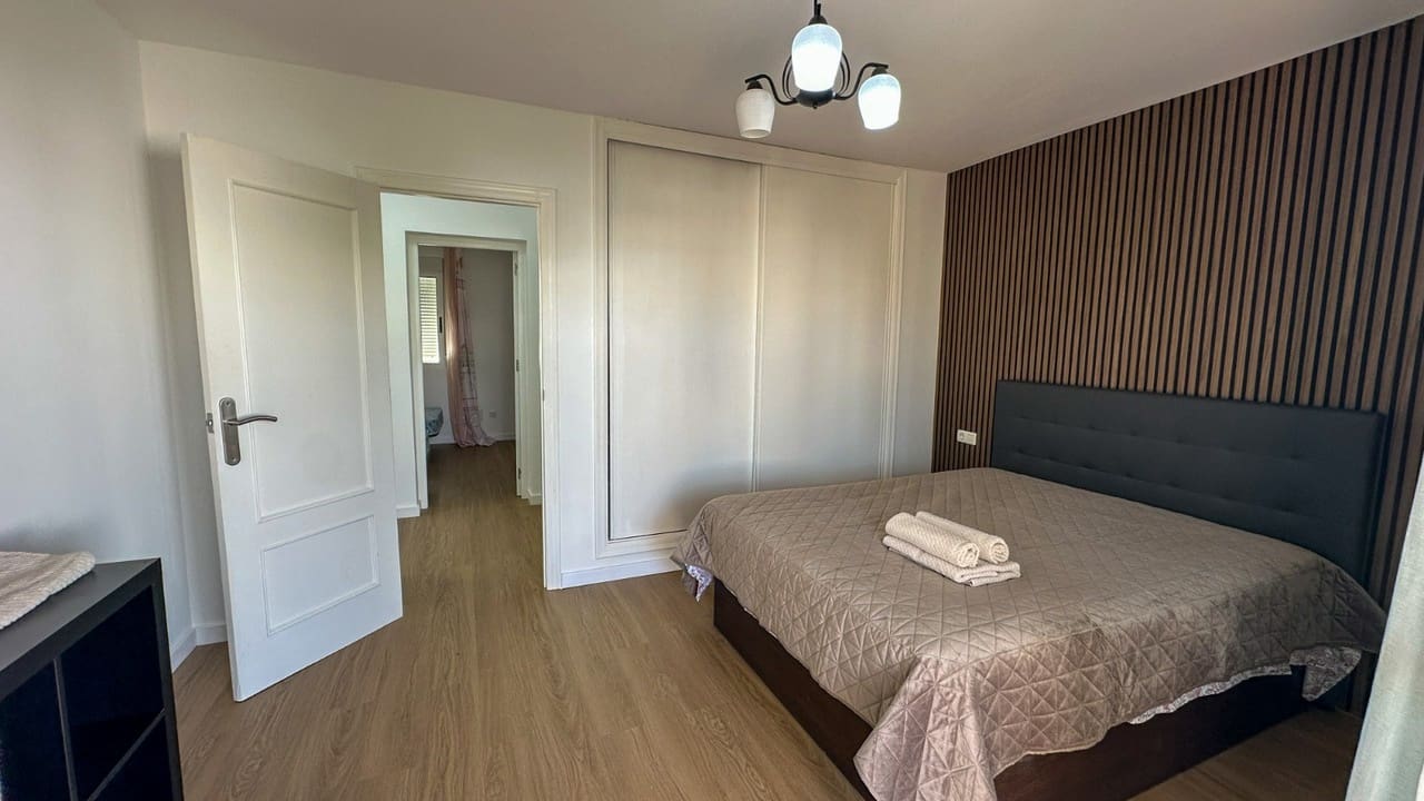 3 quarto Moradia para venda em Villamartin - 345 000 € (Ref: 10070260)