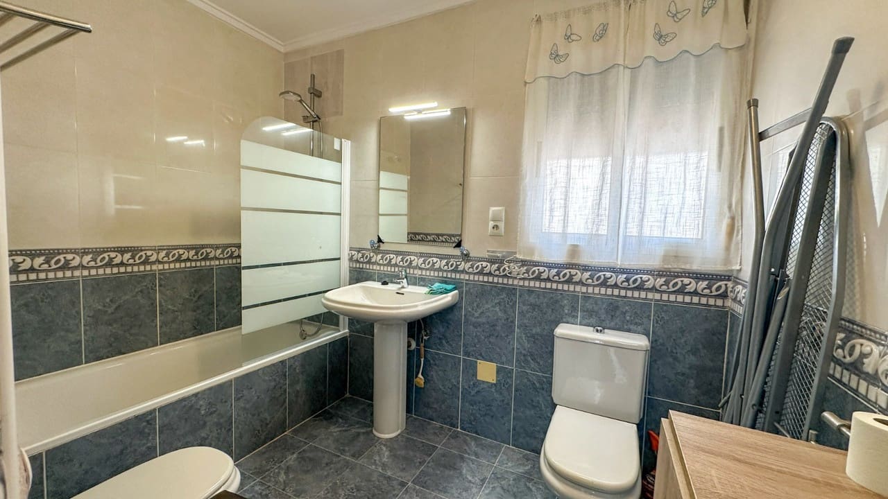3 sypialnia Willa na sprzedaż w Villamartin - 345 000 € (Ref: 10070260)